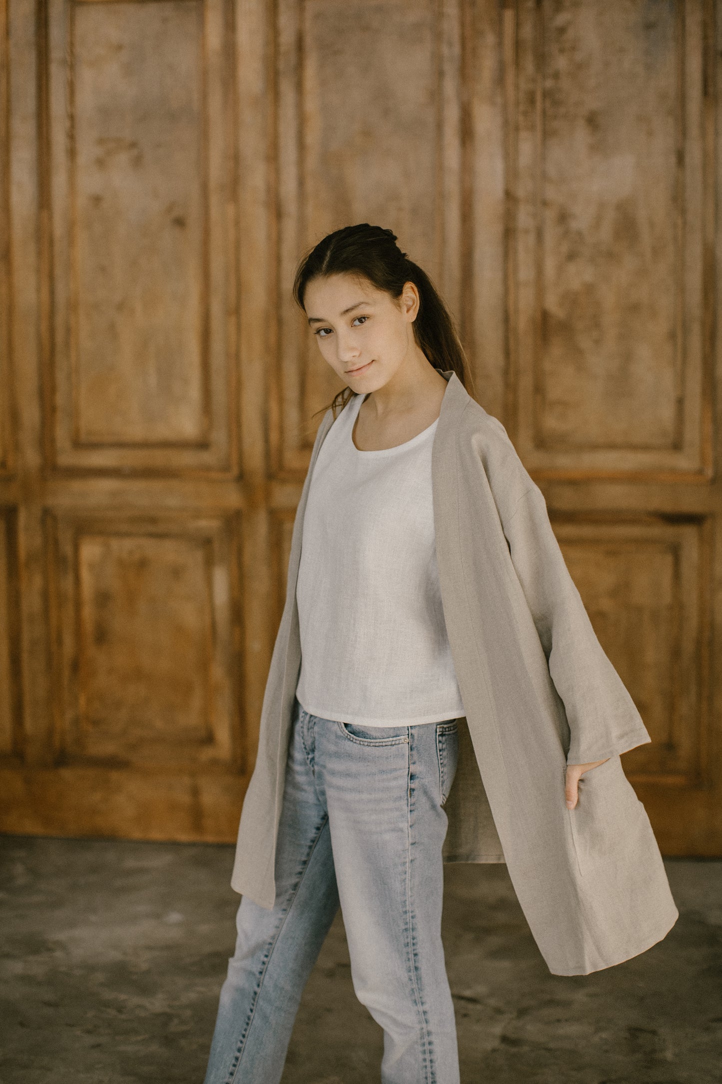 Linen kimono cardigan with long sleeves