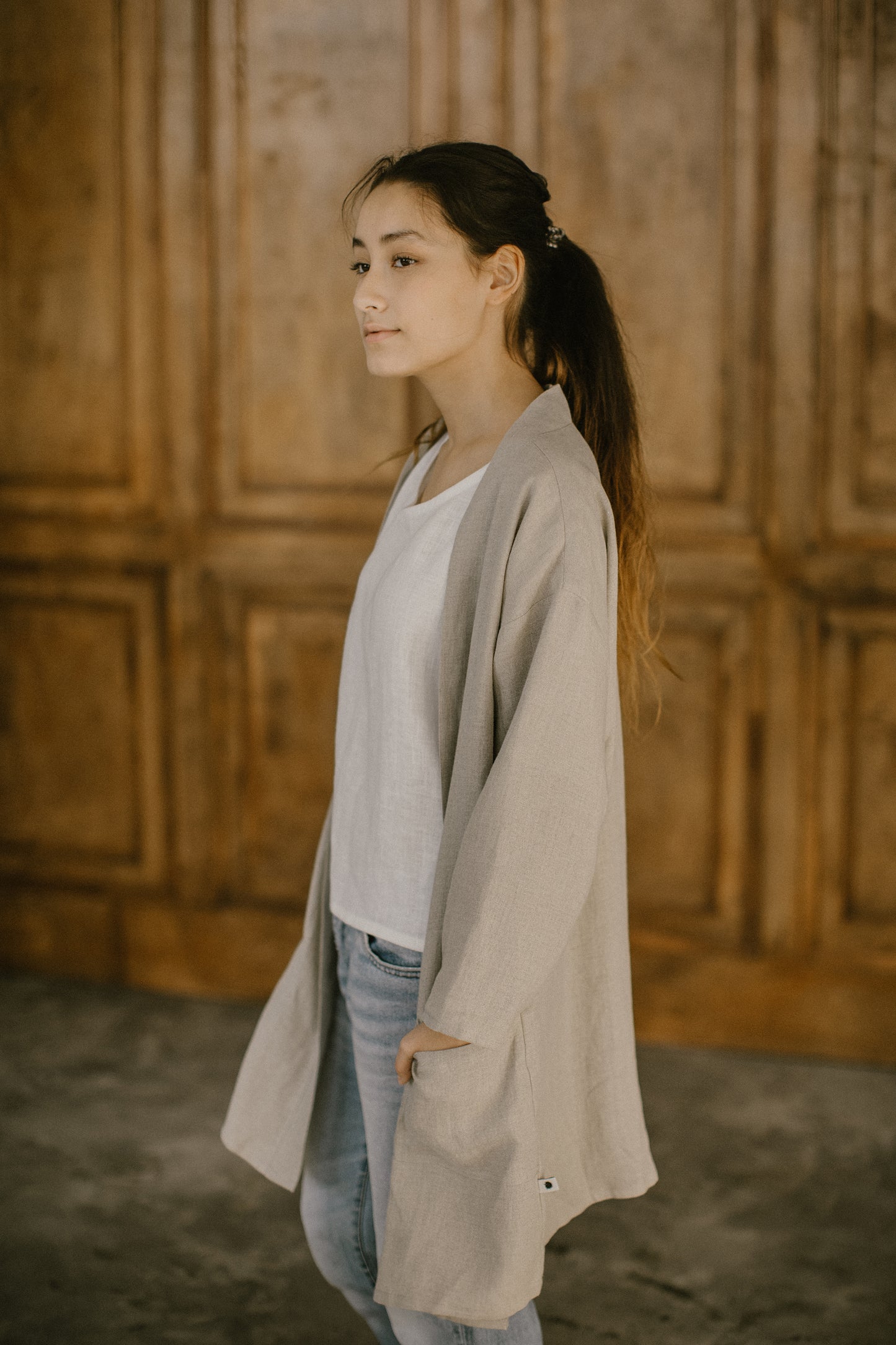 Linen kimono cardigan with long sleeves