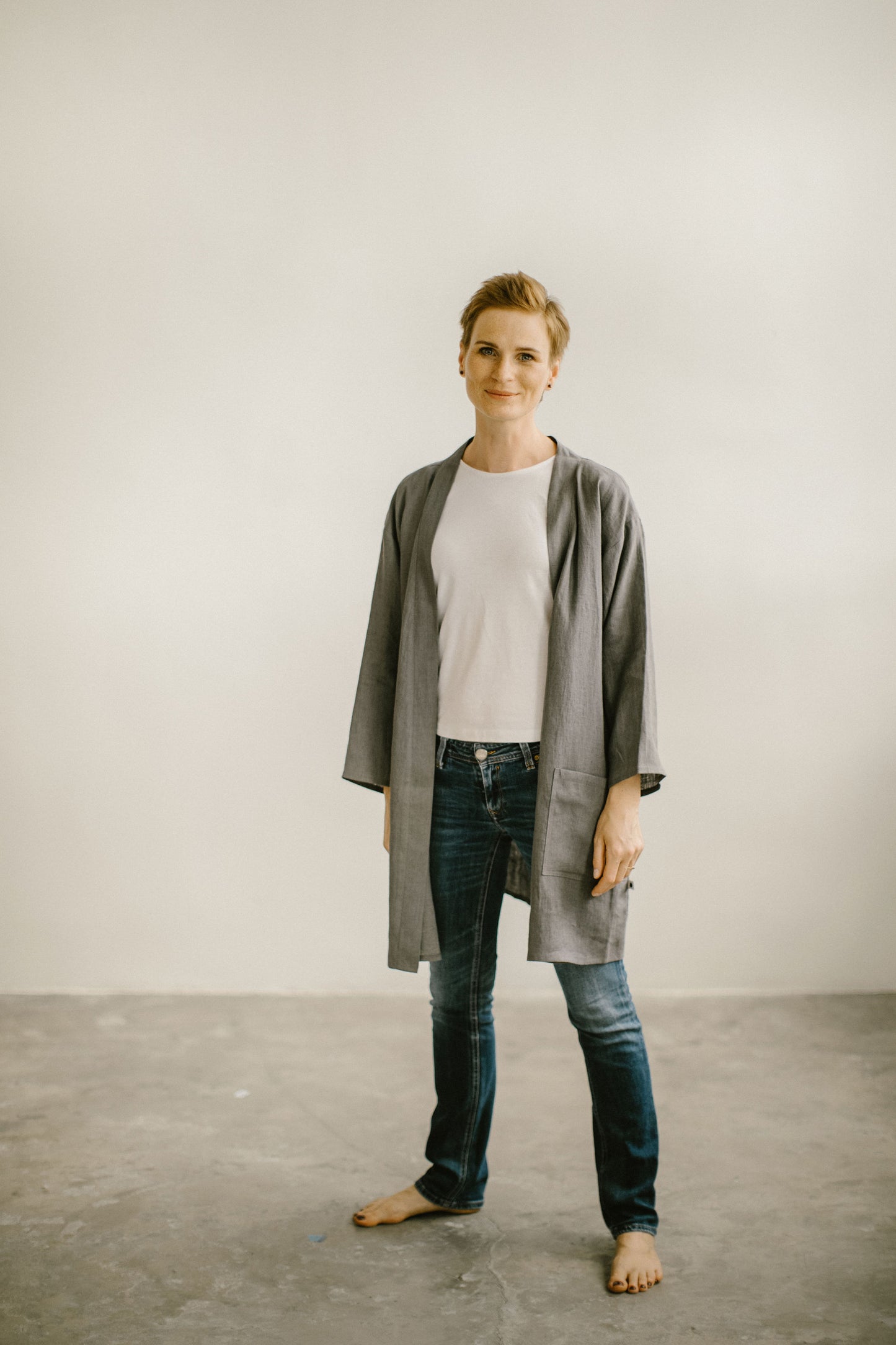 Linen kimono cardigan with long sleeves