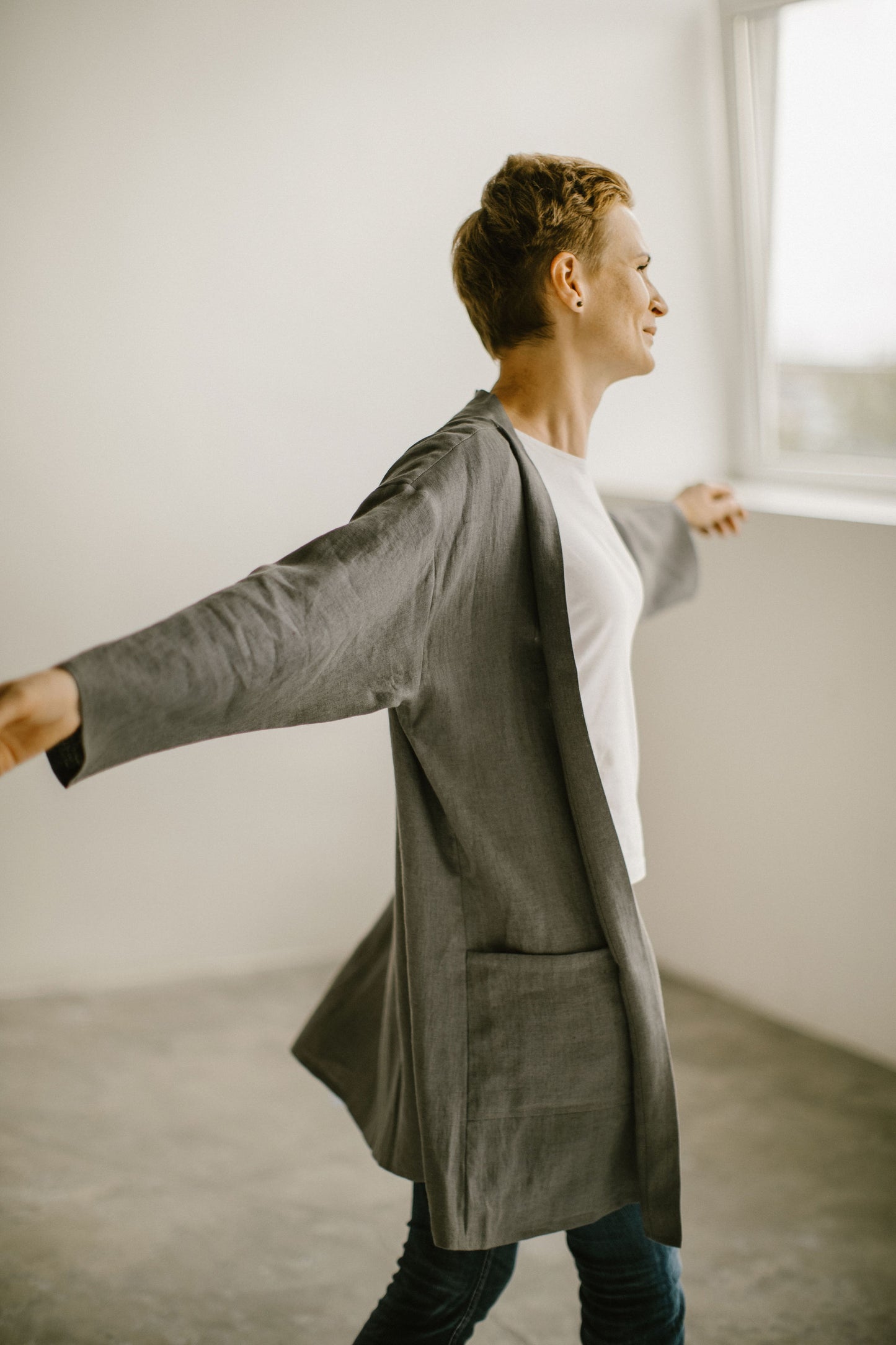 Linen kimono cardigan with long sleeves