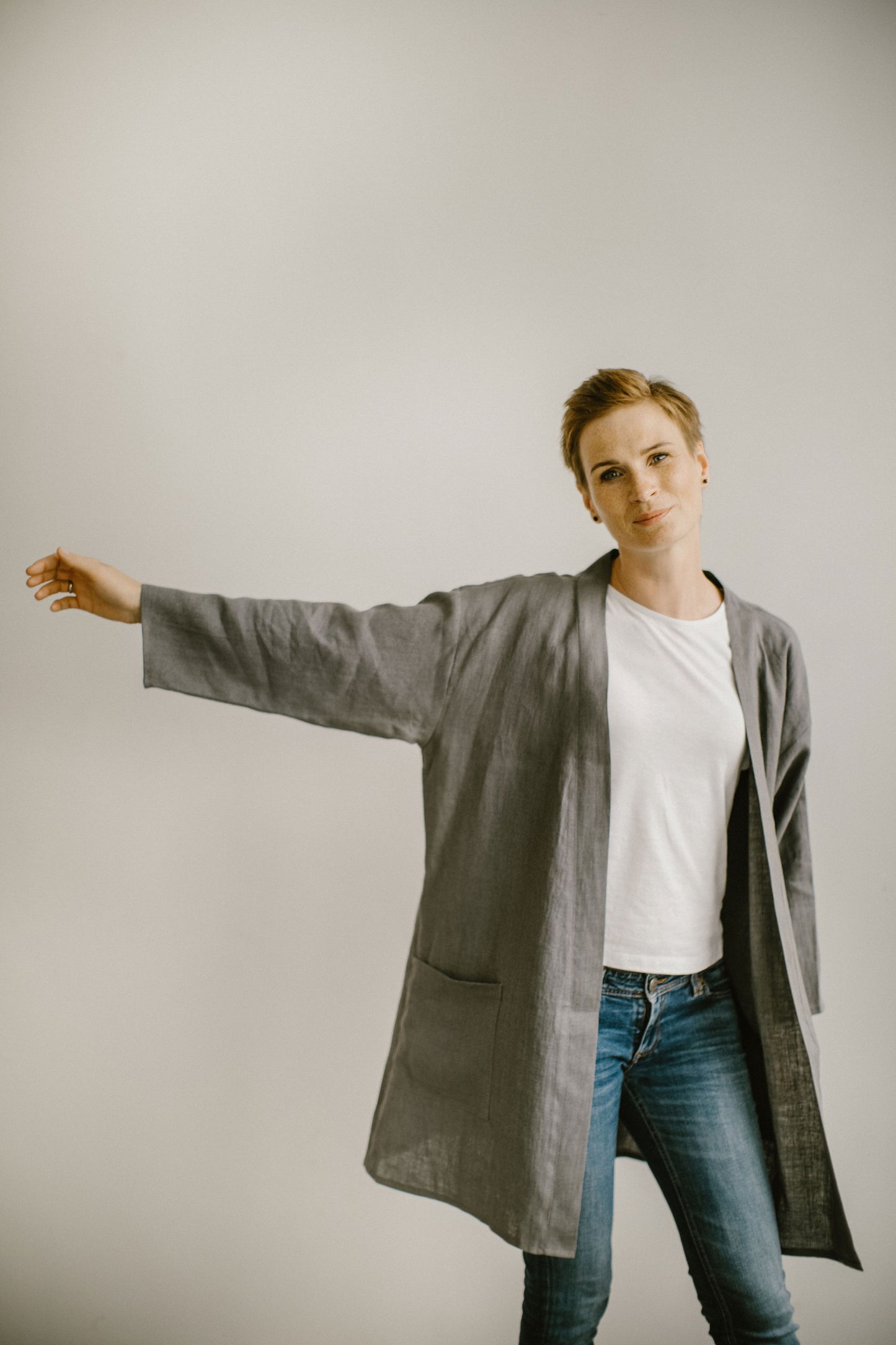 Linen kimono cardigan with long sleeves