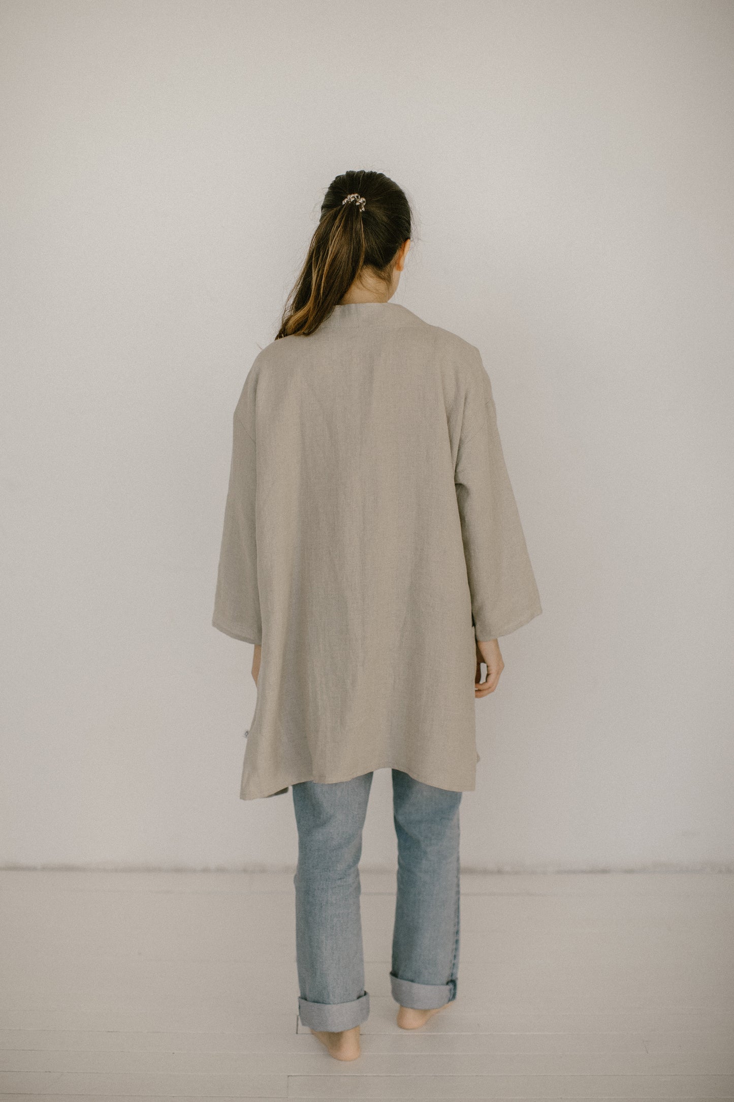 Linen kimono cardigan with long sleeves