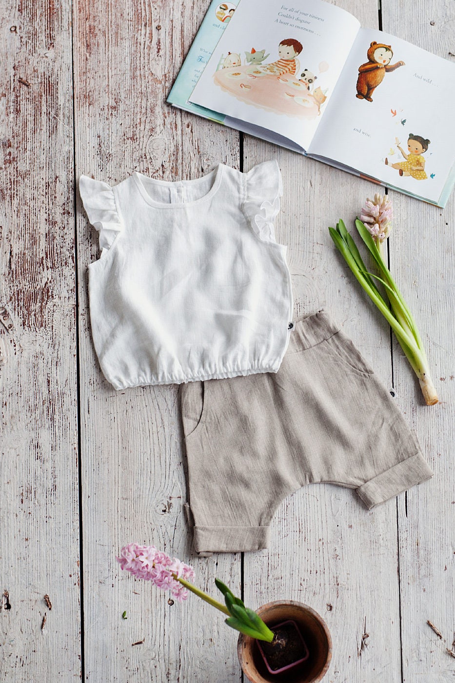 Linen harem shorts for kids