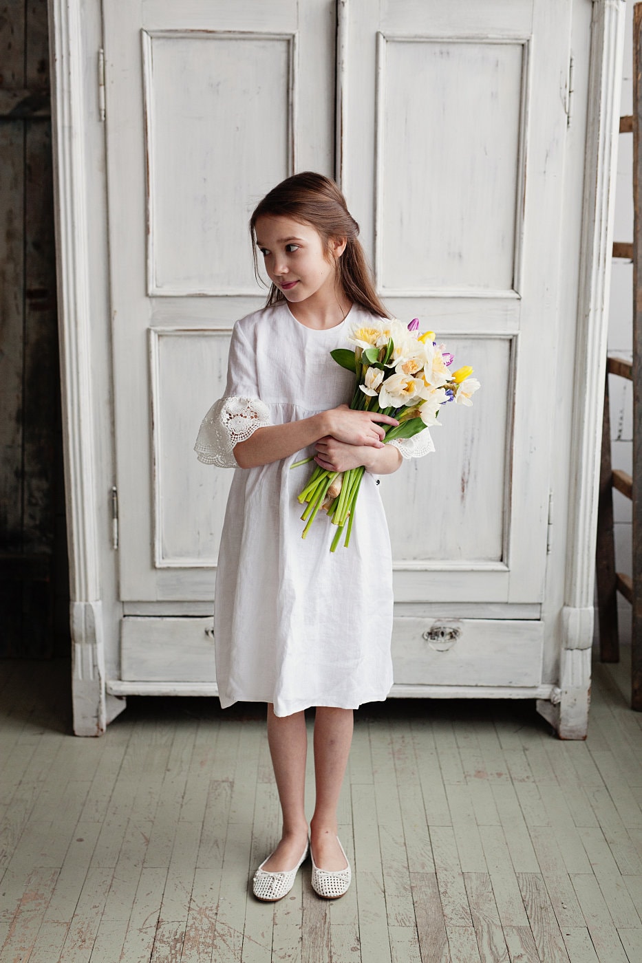 Bell sleeves flowy dress