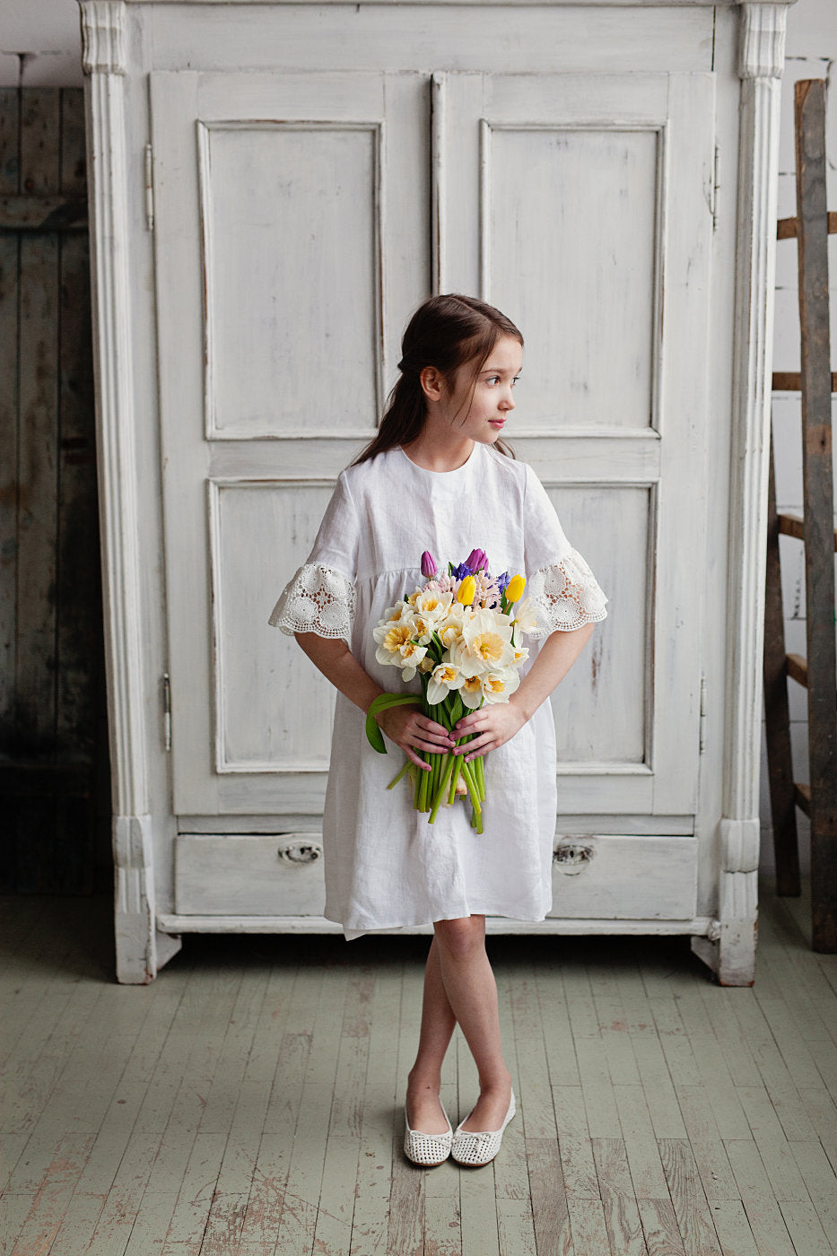 Bell sleeves flowy dress