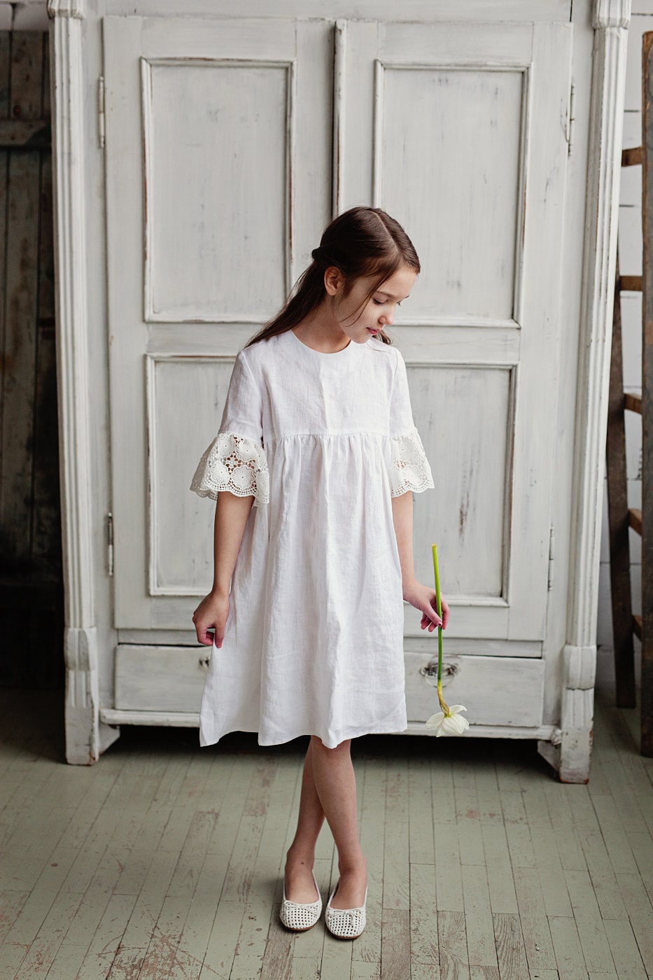 Bell sleeves flowy dress