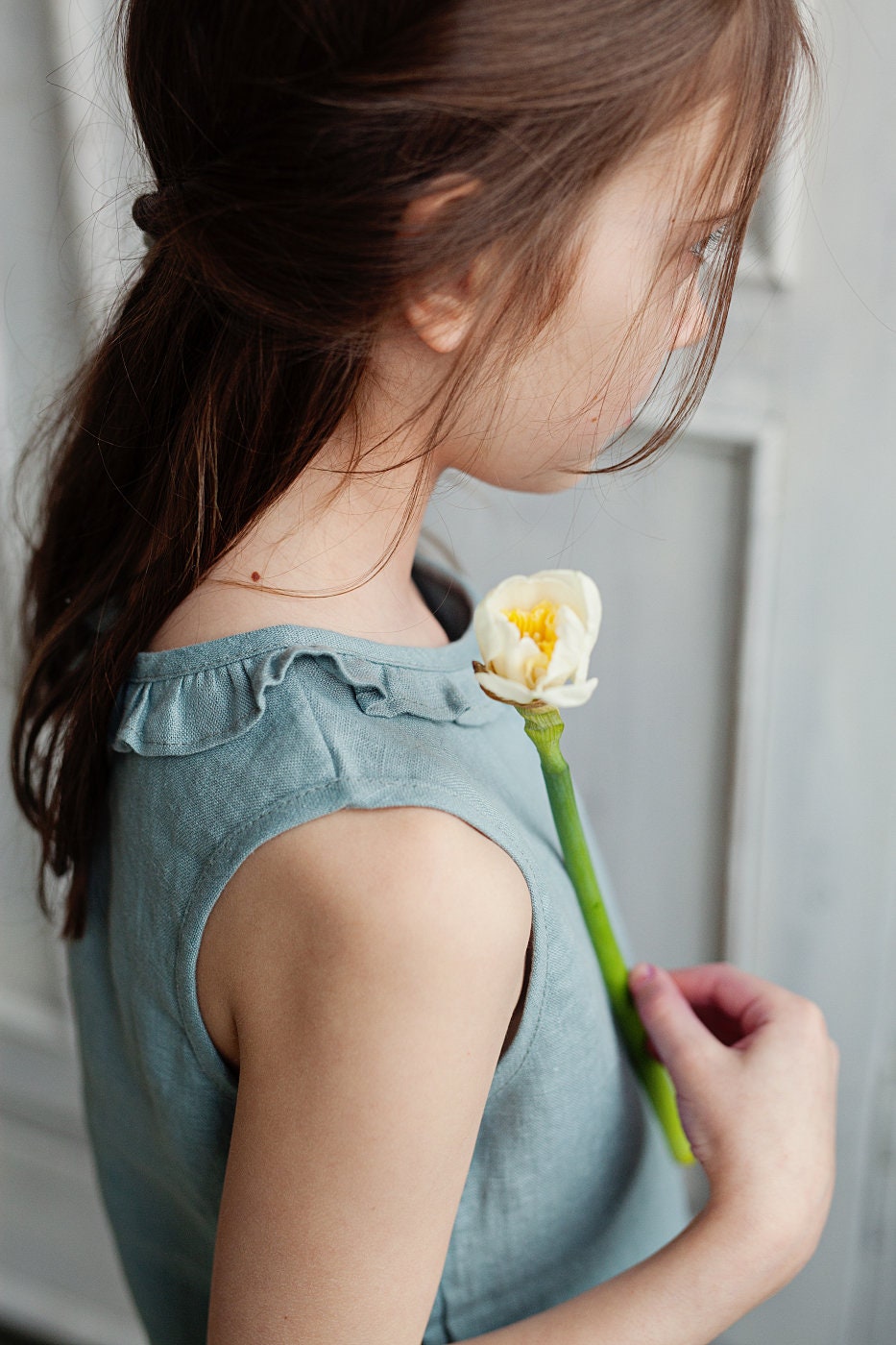 Pure linen sleeveless summer top for girls