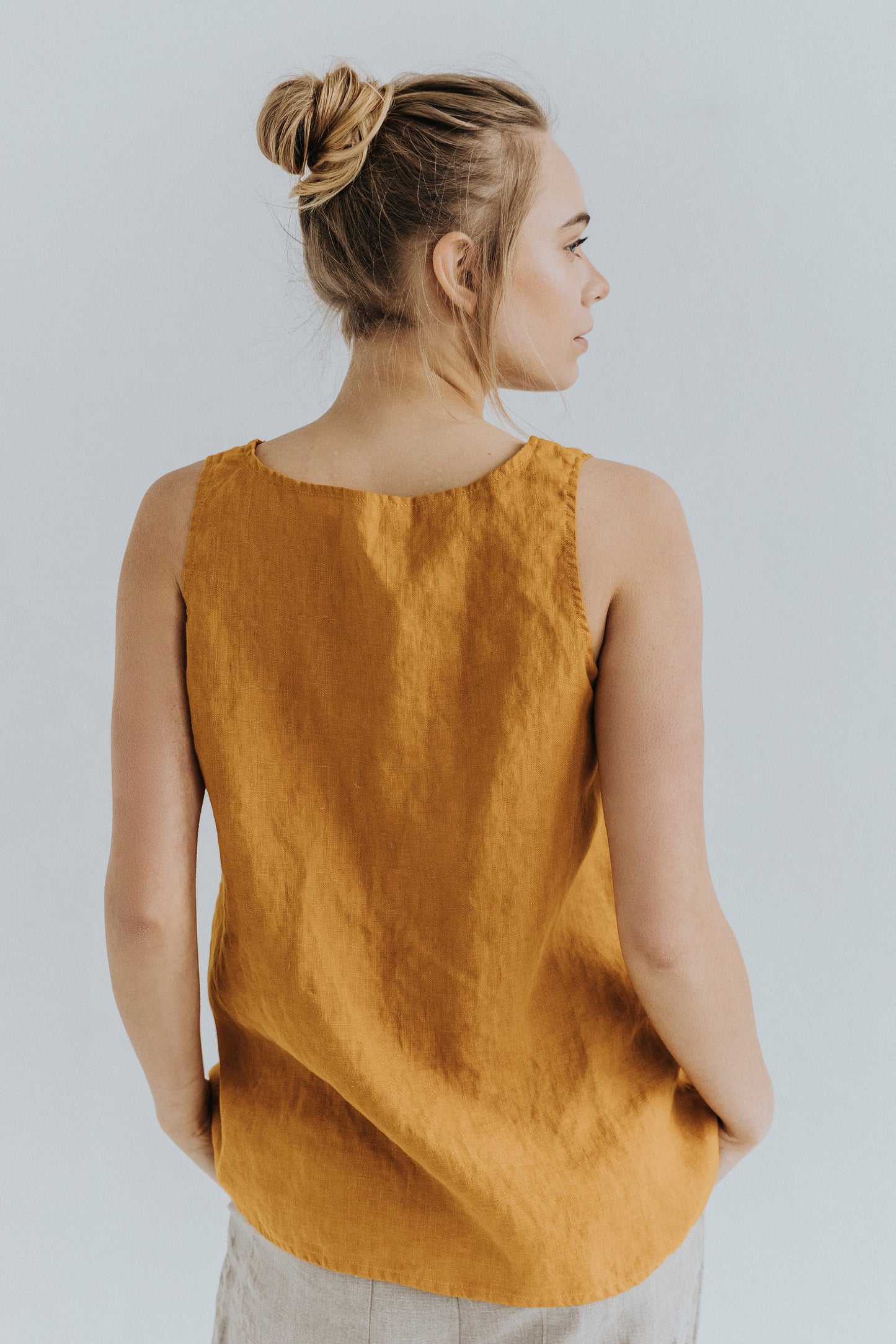 Sleeveless top ERSA