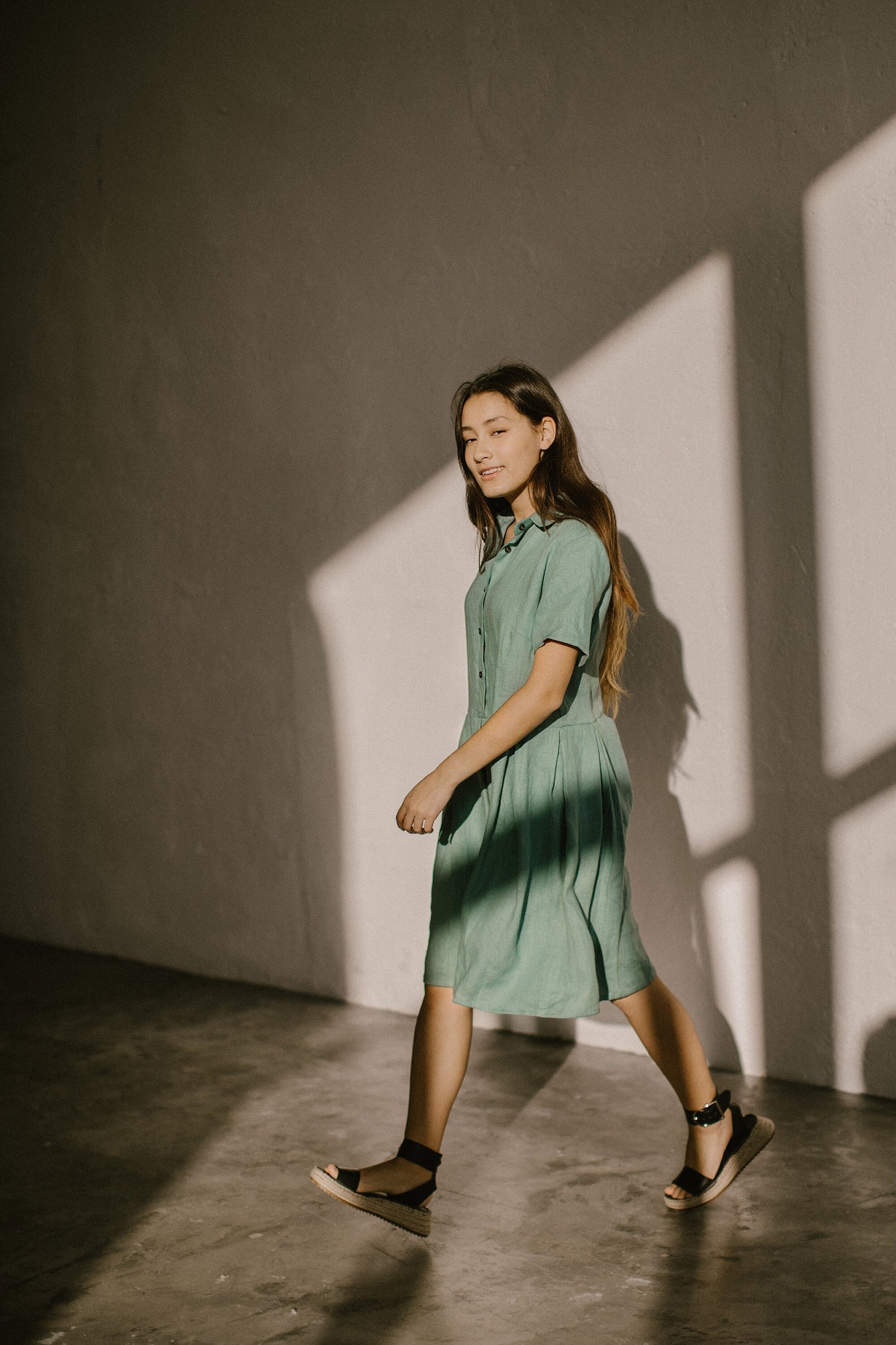 Flowy pleated skirt dress EVA