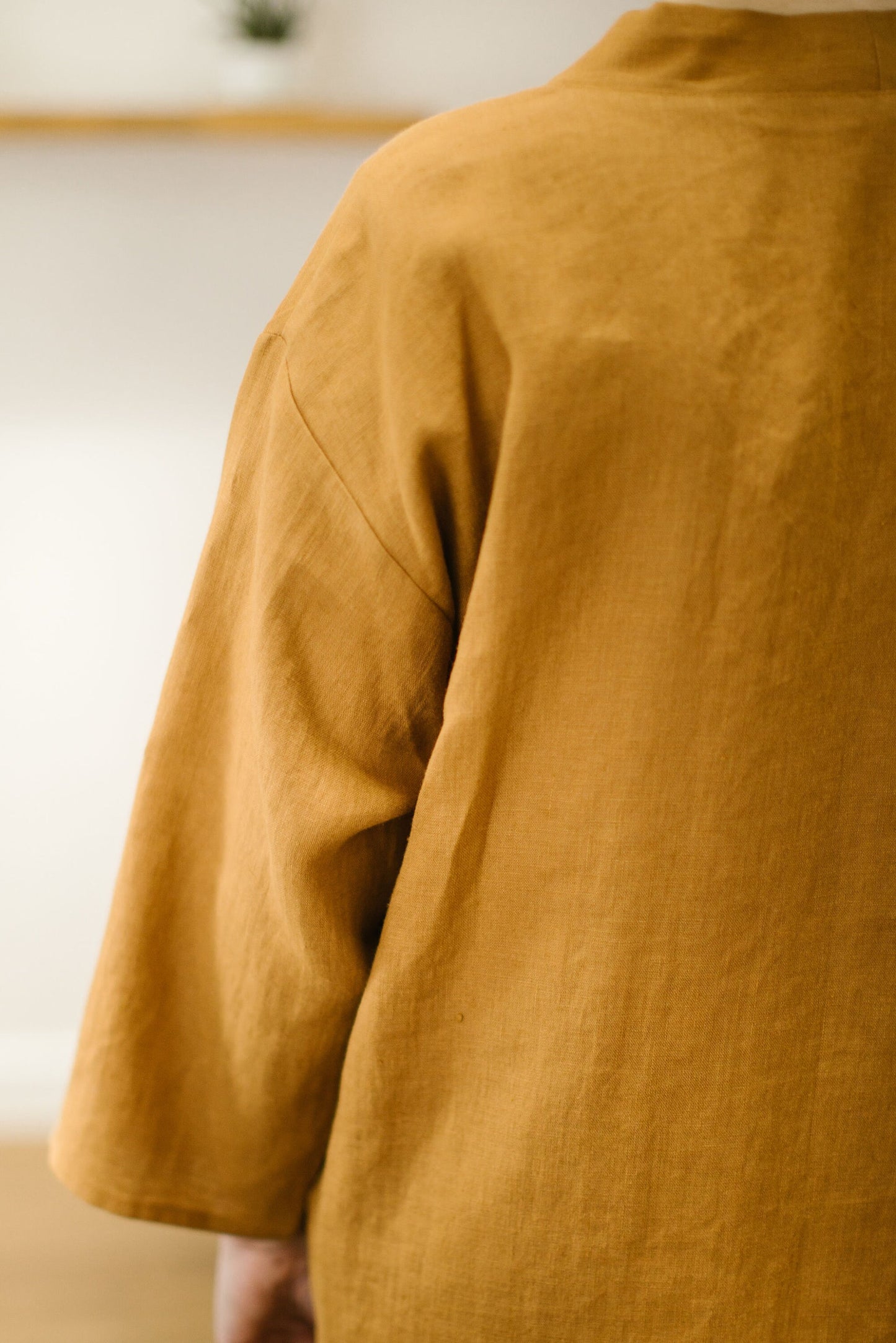 Linen kimono cardigan with long sleeves