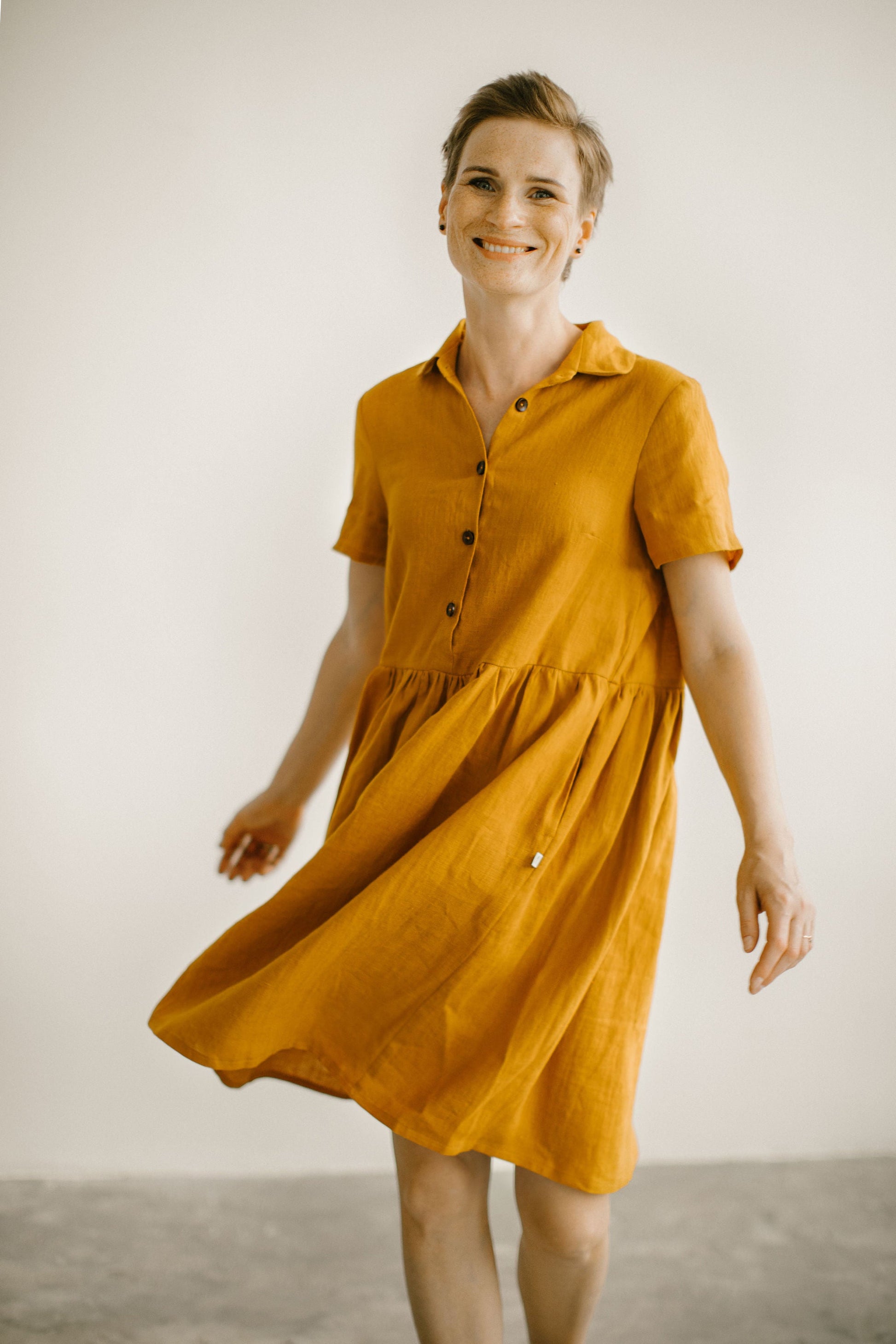 Linen midi dress with short sleeves MARTA Noisy Forest Clothes Linen midi dress with short sleeves MARTA Noisy Forest Clothes