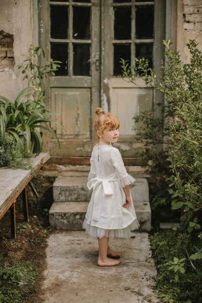 Wedding flower girl‘s linen and tulle dress with ribbon/READY TO SHIP