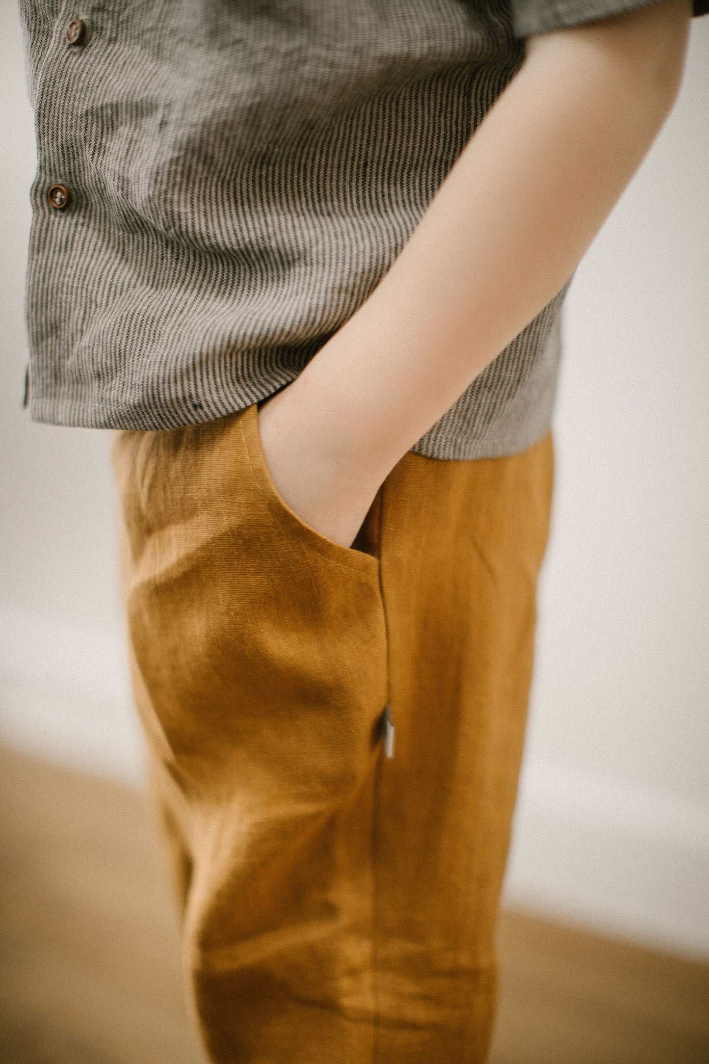 Elastic waist loose linen pants with pockets for boys