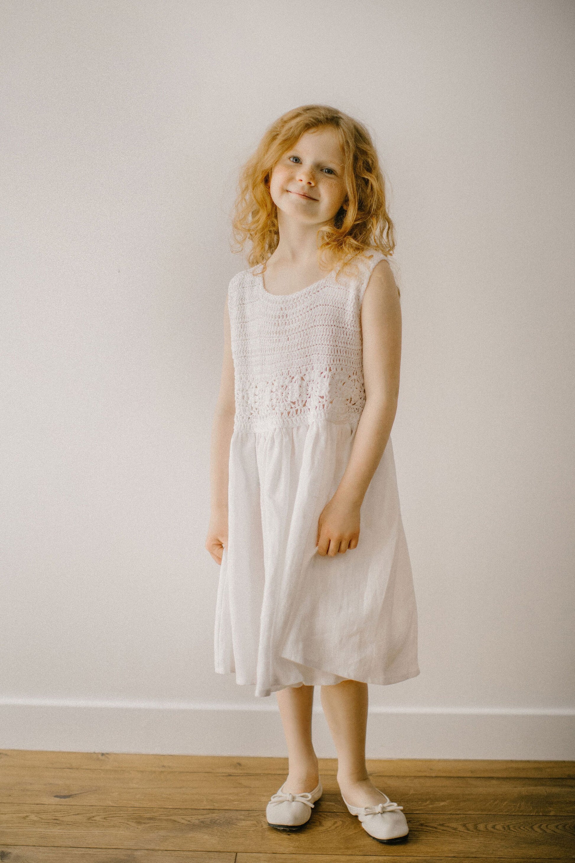 White baby girl‘s / toddler‘s wedding dress/ READY TO SHIP