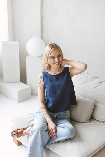 Trendy linen crop top VALENTINA